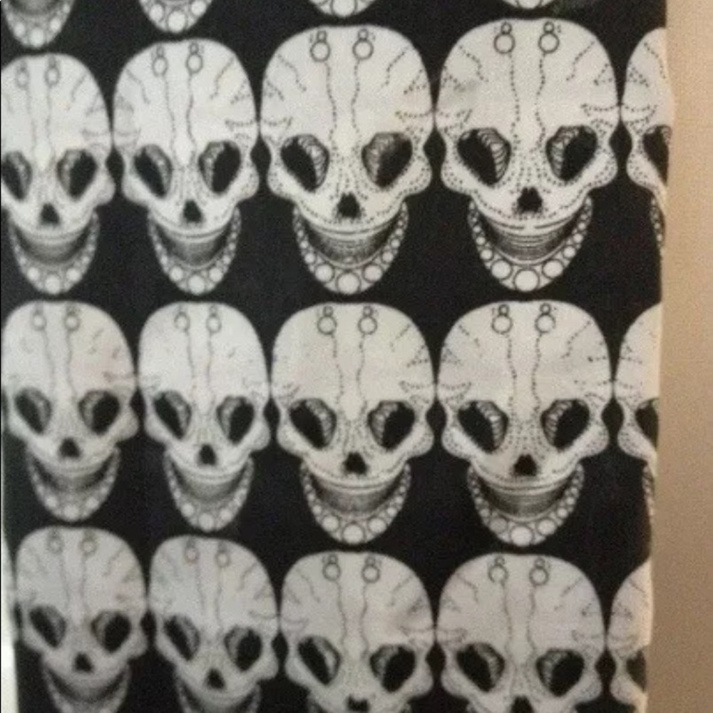 Thomas Wylde Skull Scarf View 4